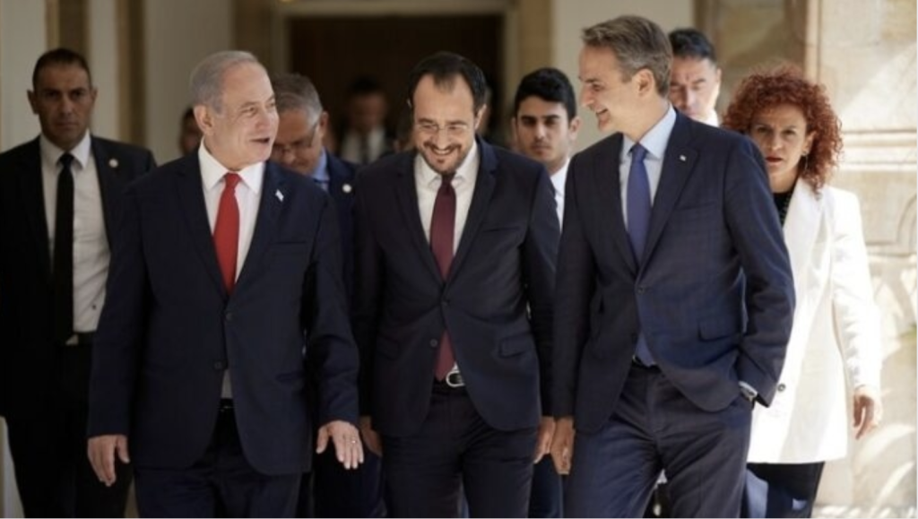 ΚοσμοδρόμιοΘέμηςΤζήμαςΧεζμπολάχΚύπρος
