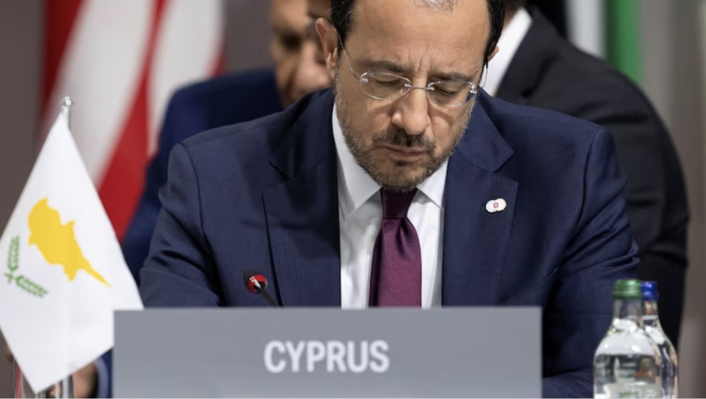 ΚοσμοδρόμιοΚωνσταντακόπουλοςΚύπροςΧεζμπολάχ