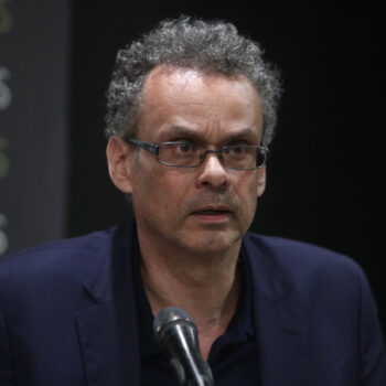 403d99935716bd116df12165bf10b91f_L