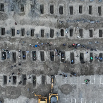 girls-graves-1024x488-1