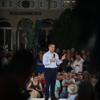 ΕΛΑΣ; ELAS; Ελληνική Αριστερή Συμπαράταξη; Hellenic Left Alliance; Τώρα Μιλάμε; Now We Speak; Νίκαια; Nikaia; πλατεία 17ης Αυγούστου; εκδήλωση; event; διάλογος; πολίτες; citizen; dialogue; αριστερά; left; αντιπολίτευση; opposition; Αθήνα; Athens; πολιτική; politics; Αλέξης Τσίπρας; Alexis Tsipras; κοκκινιά;